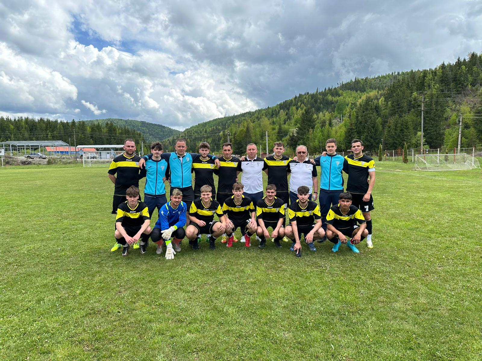 CS Minerul Balan senior football - photo 23